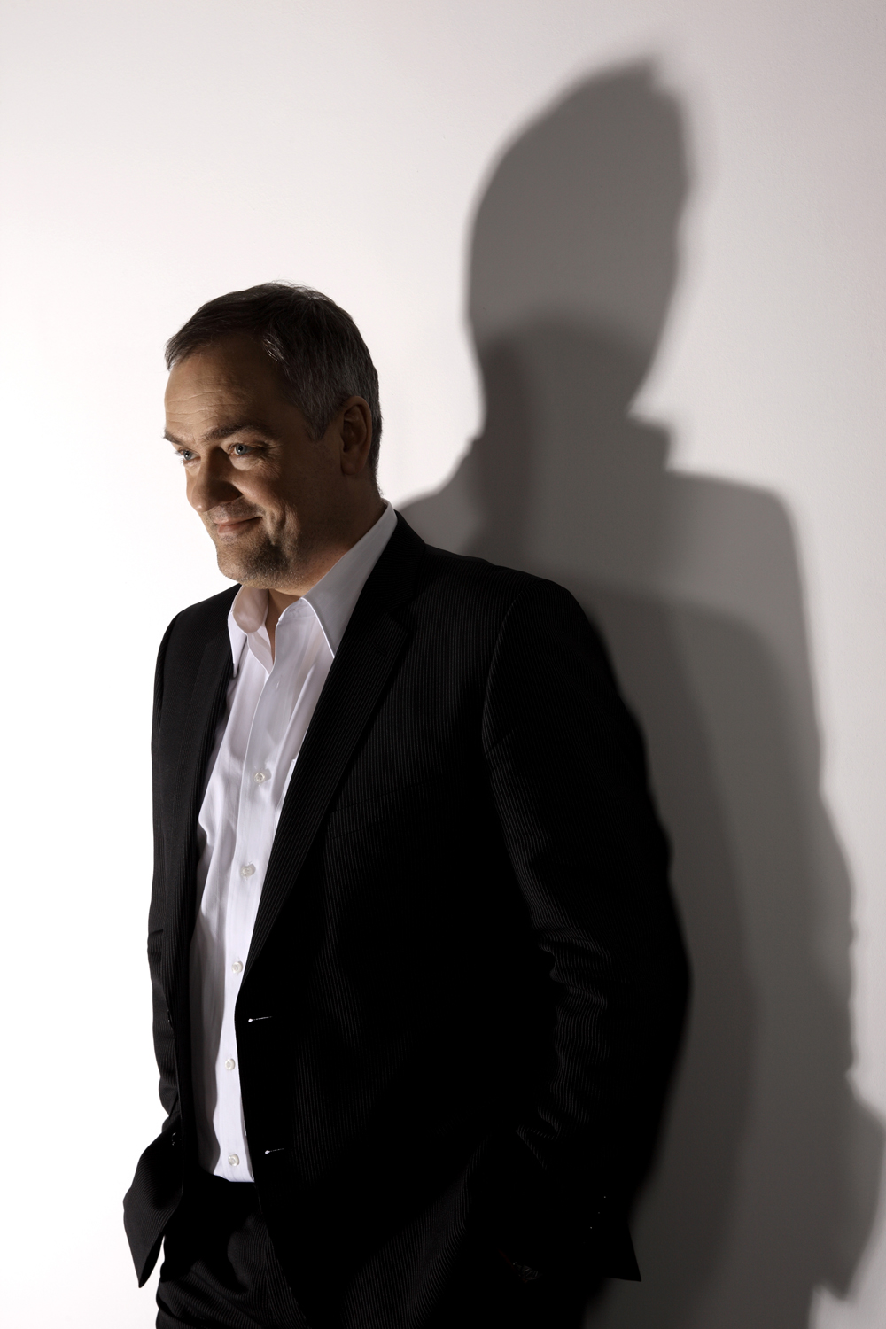 Baritone Andrzej Dobber